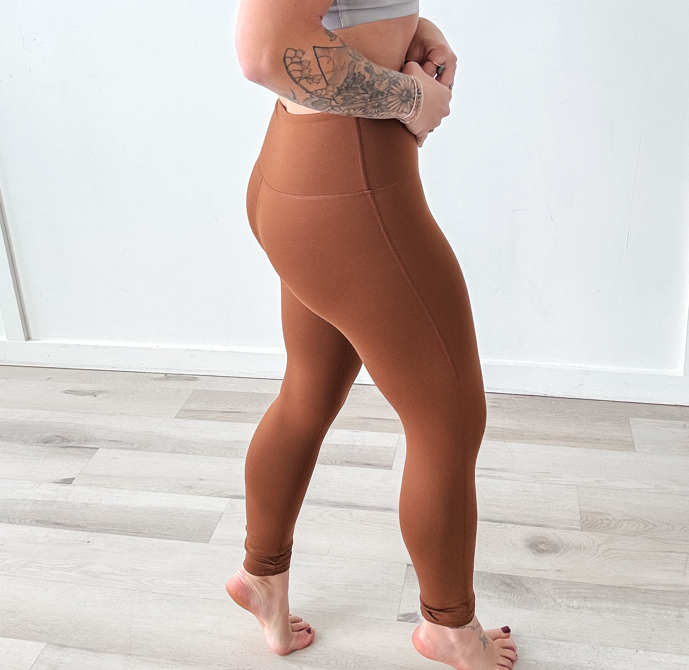 Luna Essential Solid Leggings. *Final Sale*