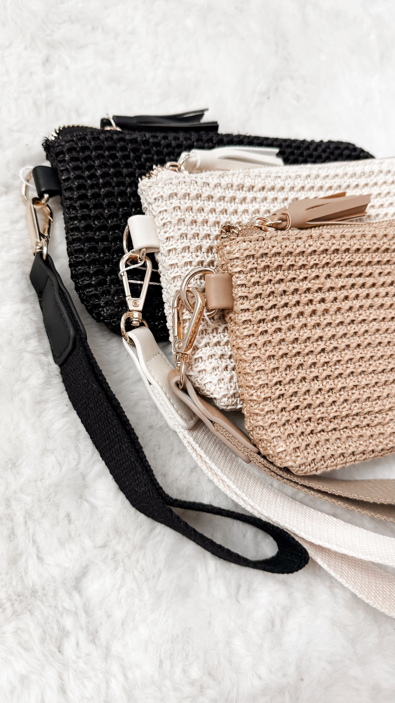 Rome Raffia Clutch Wristlet