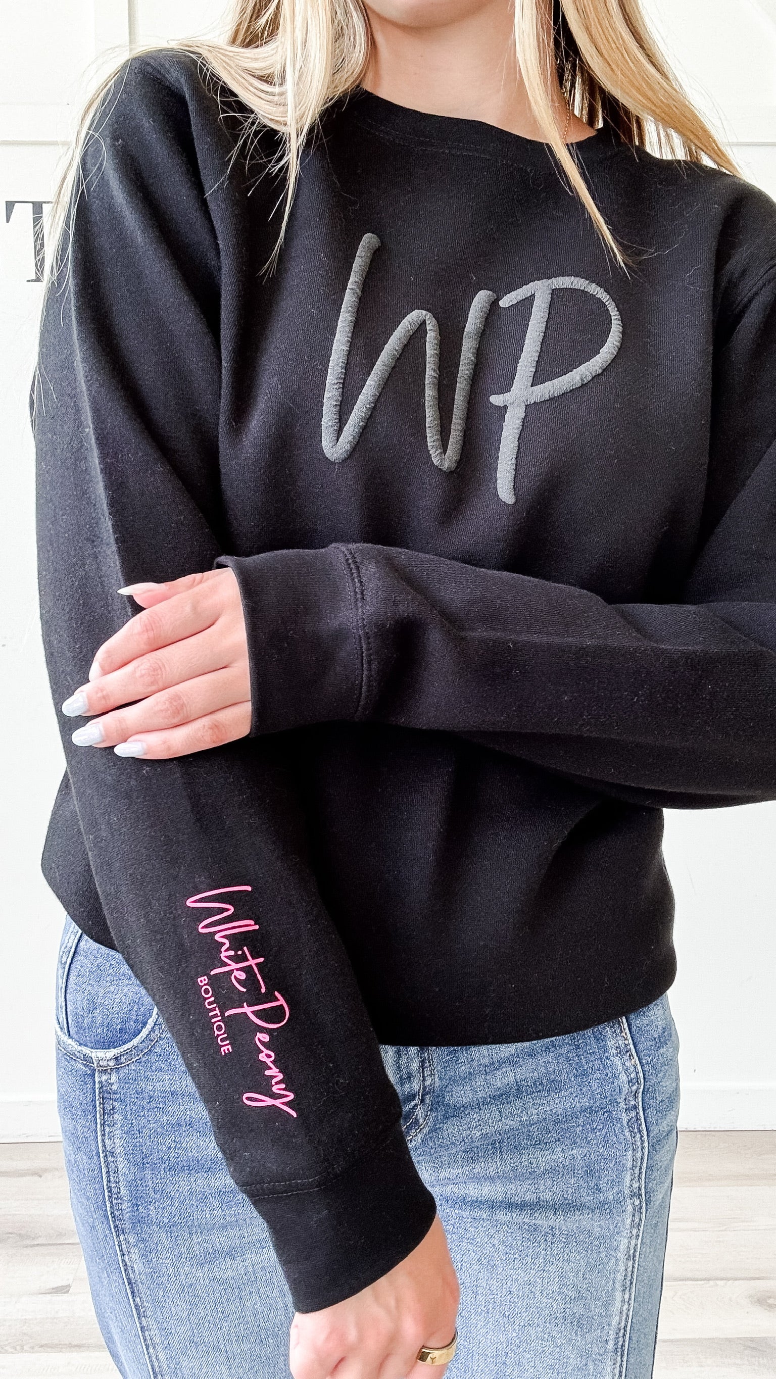 White Peony Puff Sweatshirt
