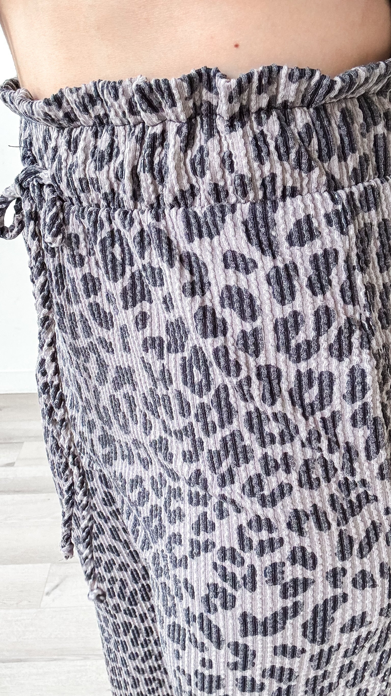 Arlou Ribbed Leopard Print Pants